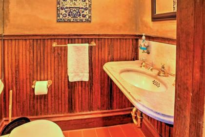 Dreamy Boho Cottage with Private Pool - 3 Mi to DTWN! - image 11