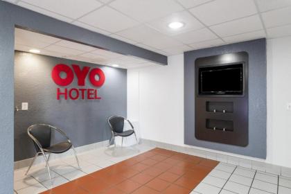 OYO Hotel Houston Katy Freeway - image 4