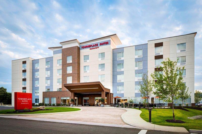 TownePlace Suites by Marriott Houston Hobby Airport - image 2