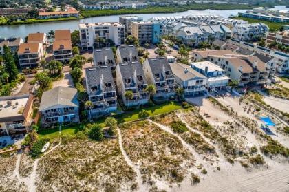 Pelicans Pointe NEW!! Amazing townhouse on the beach! - image 2