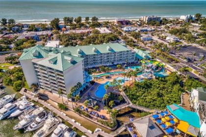 Harbourside 5518   NEW Free Waterpark passes steps to beach Indian Rocks Beach Florida