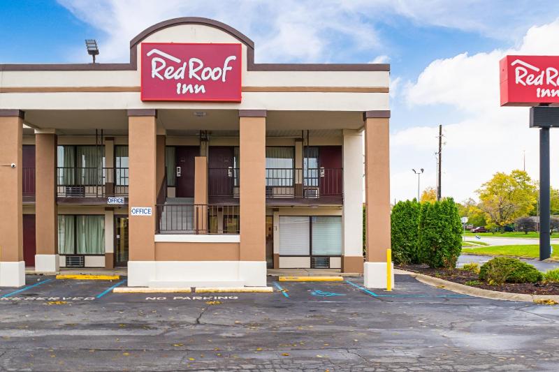 Red Roof Inn Indianapolis East - image 7