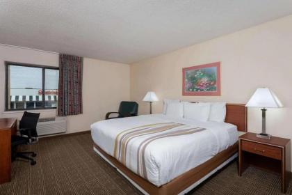 La Quinta Inn by Wyndham Indianapolis East-Post Drive - image 11