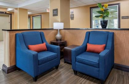 Comfort Inn Indianapolis East - image 8