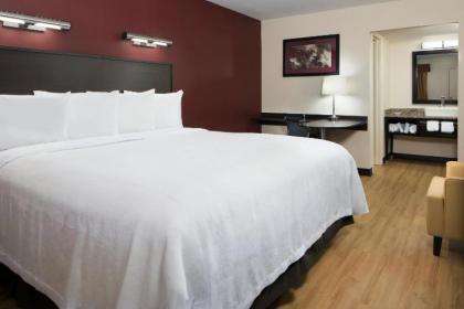 Red Roof Inn PLUS+ Birmingham East – Irondale/Airport - image 15