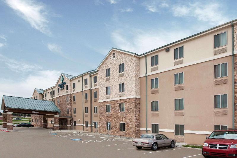 WoodSpring Suites Las Colinas - image 5