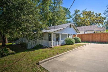 19th Century Jefferson Strasbourg Cottage! - image 2