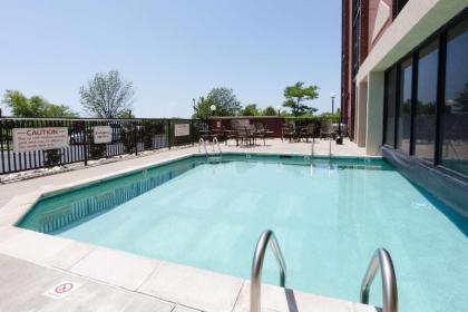 Drury Inn & Suites Kansas City Airport - image 15