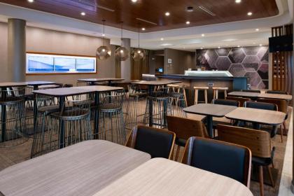 SpringHill Suites by Marriott Kansas City Northeast - image 14