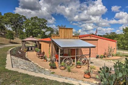 Kerrville Studio   mins to River and Wineries Kerrville