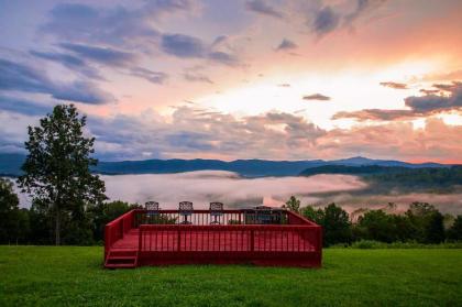 Norris Lake Home with Boat Parking Deck and BBQ