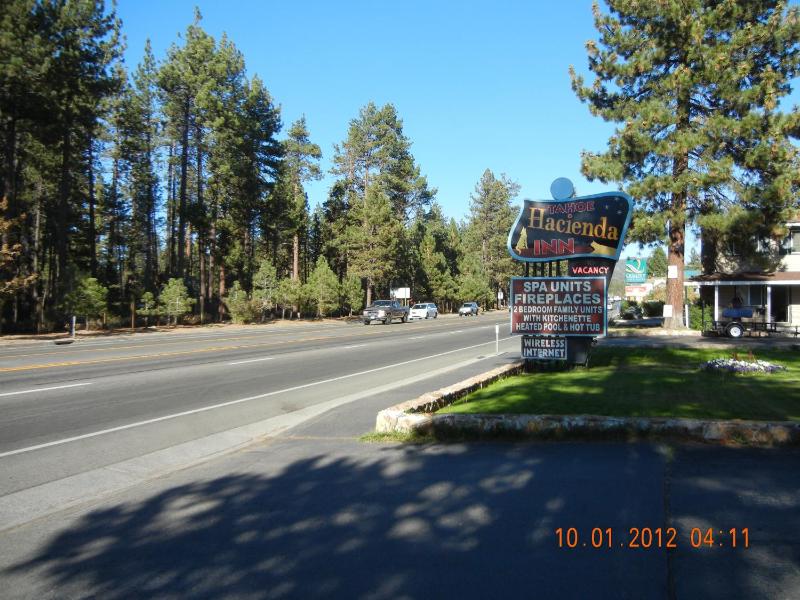 Tahoe Hacienda Inn - image 2