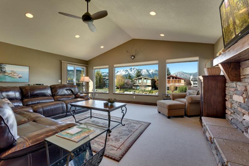 Tallac Vista Home - main image