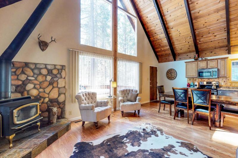 Charming Tahoe Chalet - main image