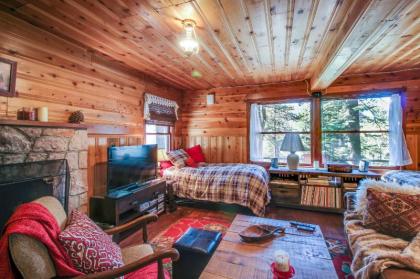 The Cherry Leaf Lodge & Retreat on Fallen Leaf Lake - image 10