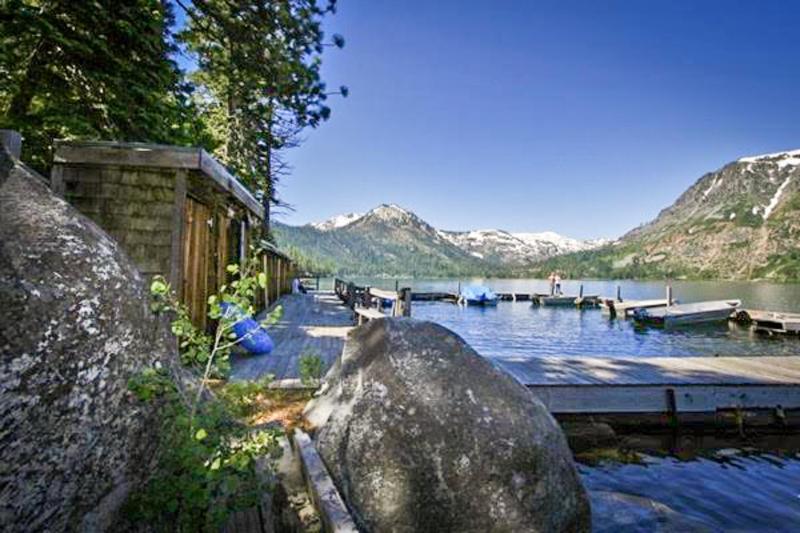 The Cherry Leaf Lodge & Retreat on Fallen Leaf Lake - image 7