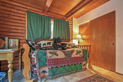 Smokeys Den South Lake Tahoe Cabin with Hot Tub! - image 6