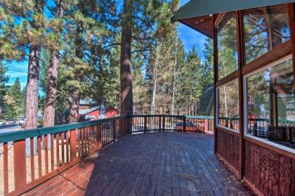 Cozy Family Home with Tahoe Views 7 Min to Heavenly - image 10