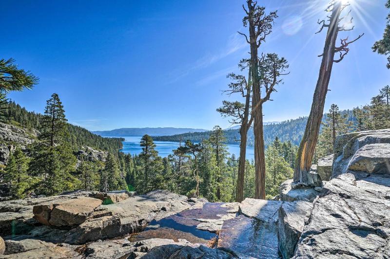 Lake Tahoe Home with Private Indoor Pool and Hot Tub! - image 7