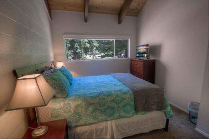 Twin Pines Tahoe Retreat by Lake Tahoe Accommodations - image 3