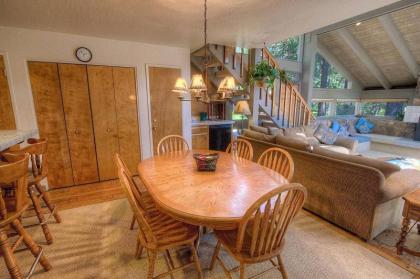 Lucky Lady 404 by Lake Tahoe Accommodations - image 9