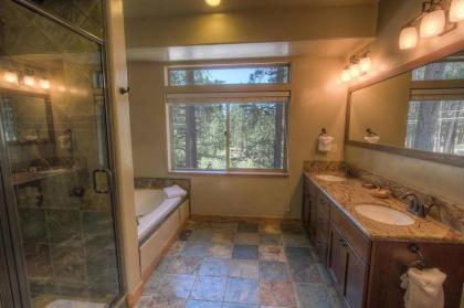 The Phoenix by Lake Tahoe Accommodations - image 9