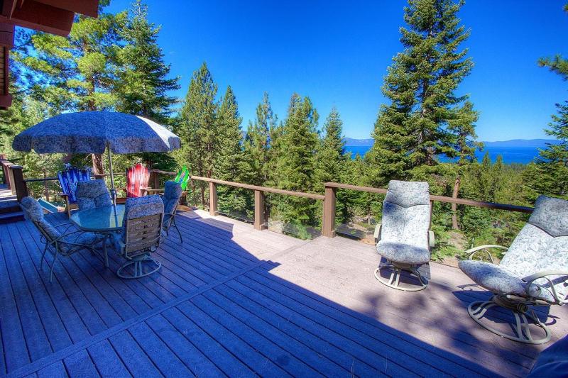 Heavenly Tree House by Lake Tahoe Accommodations - image 5