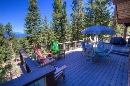 Heavenly Tree House by Lake Tahoe Accommodations - image 8