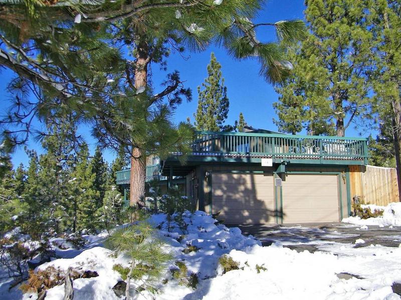 Heavenly Hilltop Hideaway by Lake Tahoe Accommodations - main image