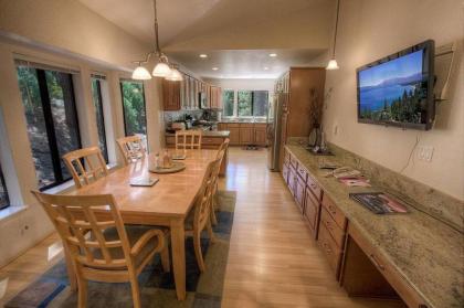 Tahoe Bonoff Venture by Lake Tahoe Accommodations - image 12