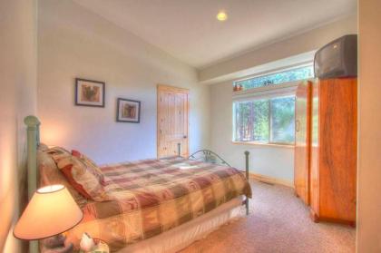 Heavenly Bear Hideaway by Lake Tahoe Accommodations - image 11