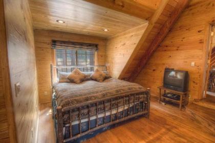 River Rock Retreat by Lake Tahoe Accommodations - image 12