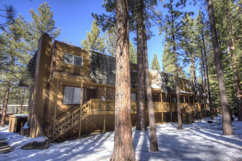 Heavenly Retreat by Lake Tahoe Accommodations - image 3