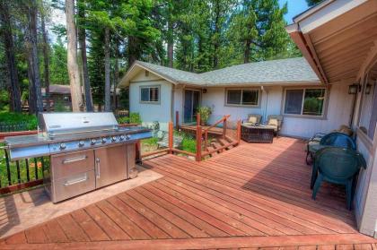 Meadowview Hideaway by Lake Tahoe Accommodations - image 10