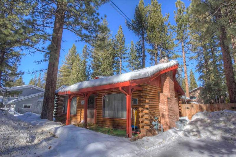 Papas Cabin by Lake Tahoe Accommodations - main image