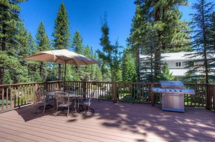 Rocky Top Retreat by Lake Tahoe Accommodations - image 7