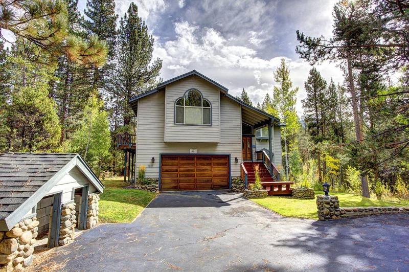 Tahoe Trails Lodge by Lake Tahoe Accommodations - main image