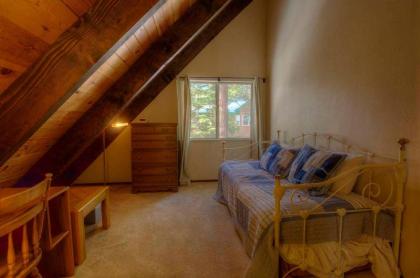 Brule Bear Den by Lake Tahoe Accommodations - image 8