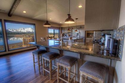 Epiphany by Lake Tahoe Accommodations - image 3