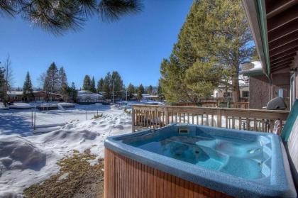 Rock Water Cove by Lake Tahoe Accommodations - image 9