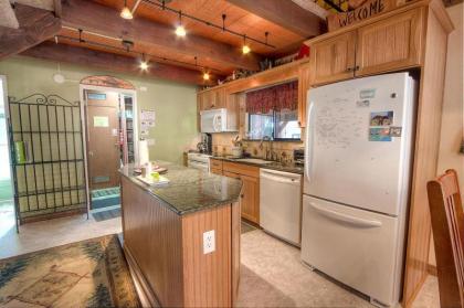 Sky Chalet by Lake Tahoe Accommodations - image 7