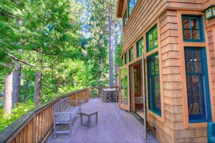 Fallen Leaf Relief by Lake Tahoe Accommodations - image 3