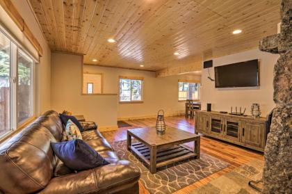 Cozy Cabin with Large Yard 6 Mi to Lake Tahoe! - image 4