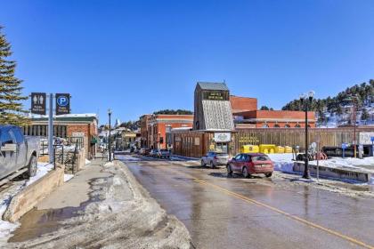 Beauty in the Black Hills An Upscale Apt in Lead - image 3