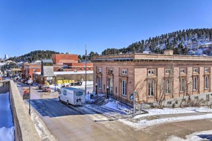 Beauty in the Black Hills An Upscale Apt in Lead - image 9