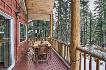 Beautiful Leavenworth Cabin Getaway with Hot Tub! - image 13