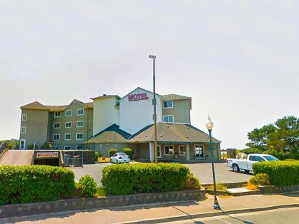 Siletz Bay Beachfront Hotel by OYO Lincoln City - image 3