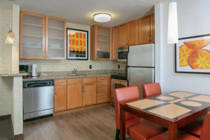 Residence Inn by Marriott Lincoln South - image 11