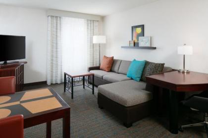 Residence Inn by Marriott Lincoln South - image 13