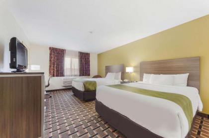 Quality Inn - image 9